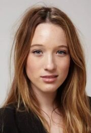 Sophie Lowe