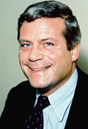 Oliver Reed